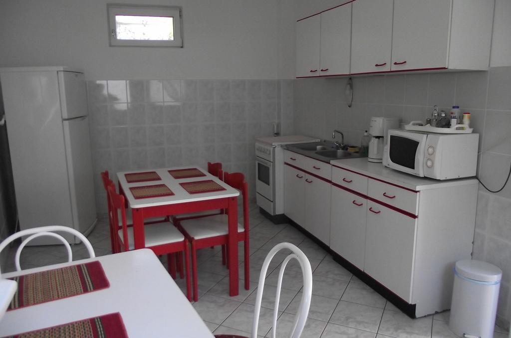 Radek Vendeghaz Es Apartman Halászi Zewnętrze zdjęcie